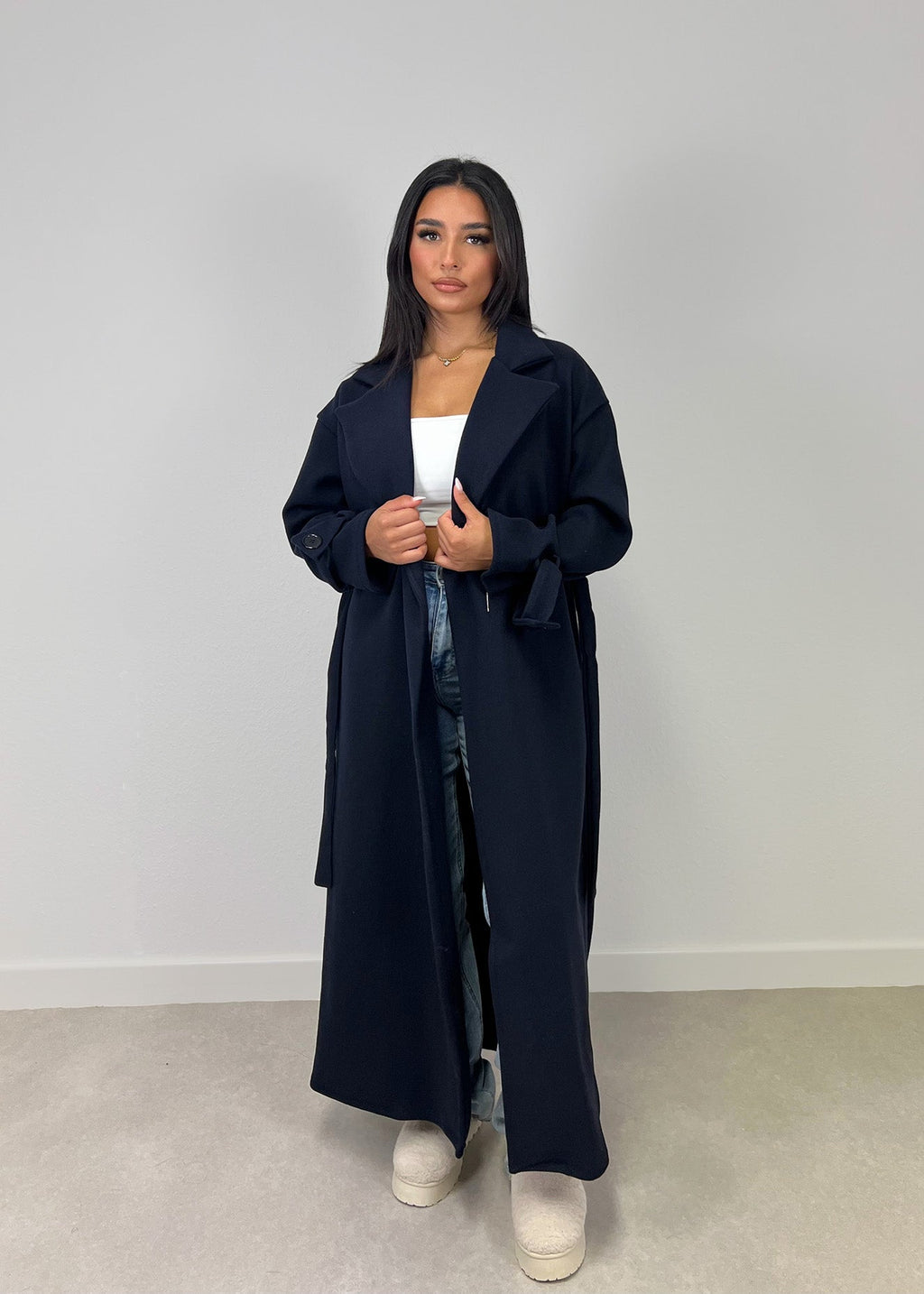 Abrigo largo con cinturón