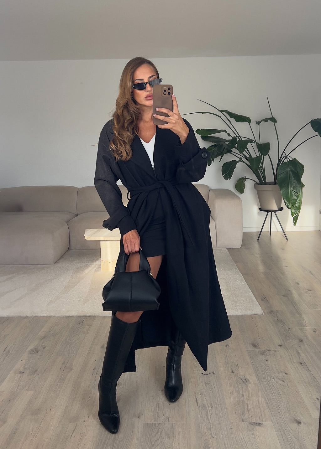 Abrigo largo con cinturón