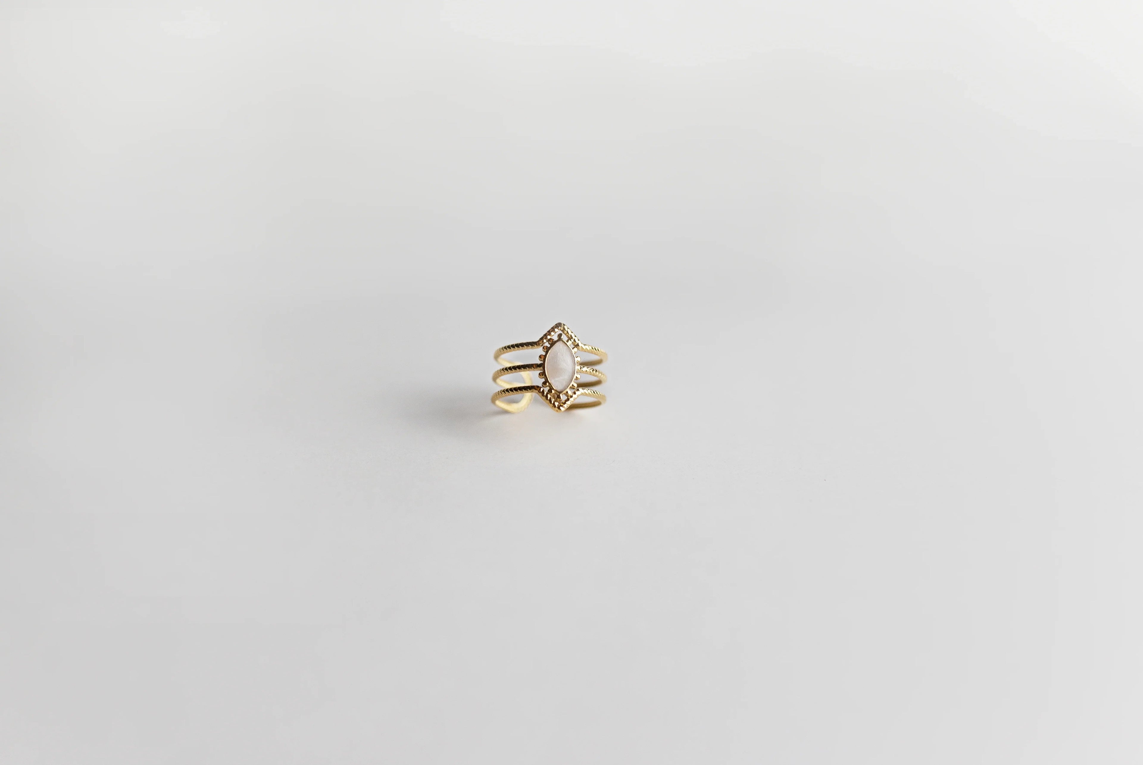 Anillo Triple Banda con Piedra Natural Central - Acero 316L